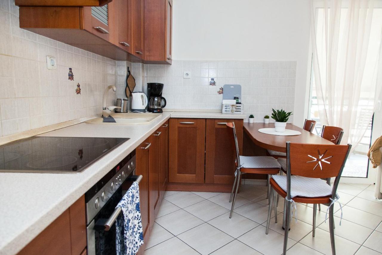 Lovely Apt In Peristeri Aten Exteriör bild