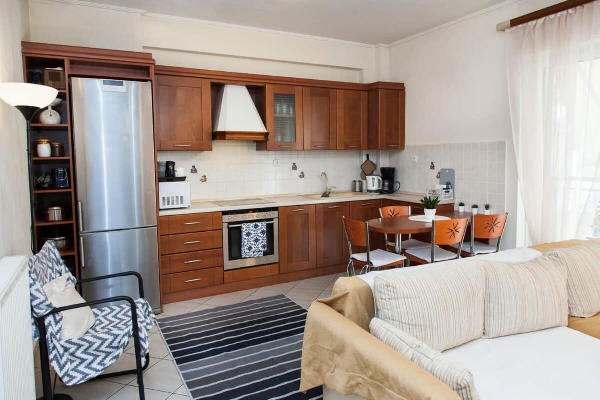 Lovely Apt In Peristeri Aten Exteriör bild